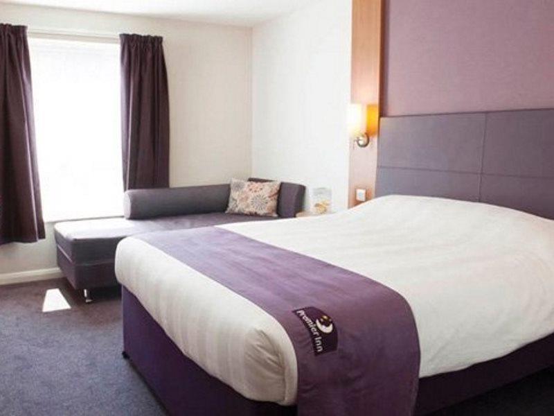 Premier Inn Stirling South Exteriör bild